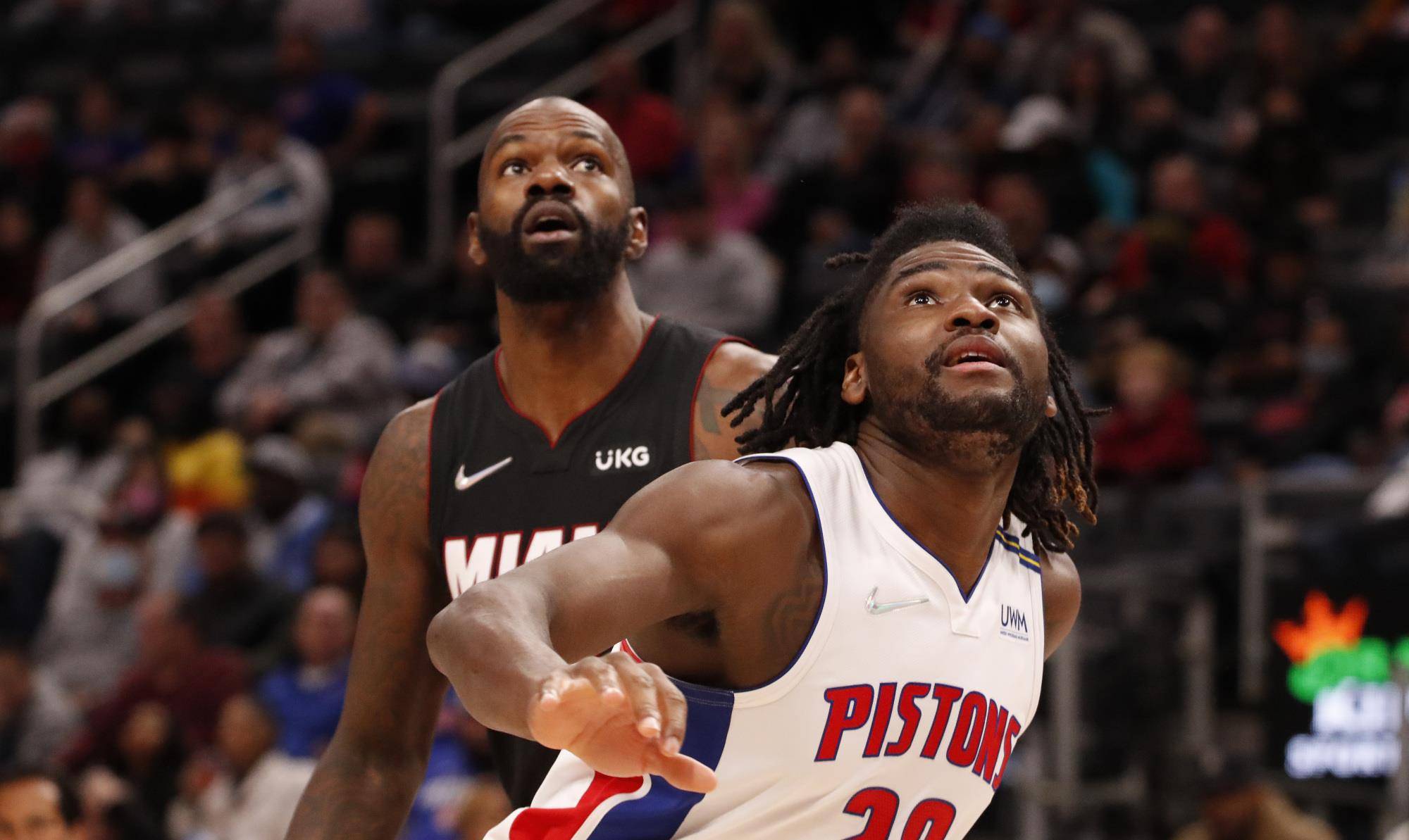 关于辽东鲸鲨队鏖战陇右黑豹队，斯诺克杯赛守住胜果，替补奇兵立功。赛后更衣室沸腾的信息欧博ABG官网